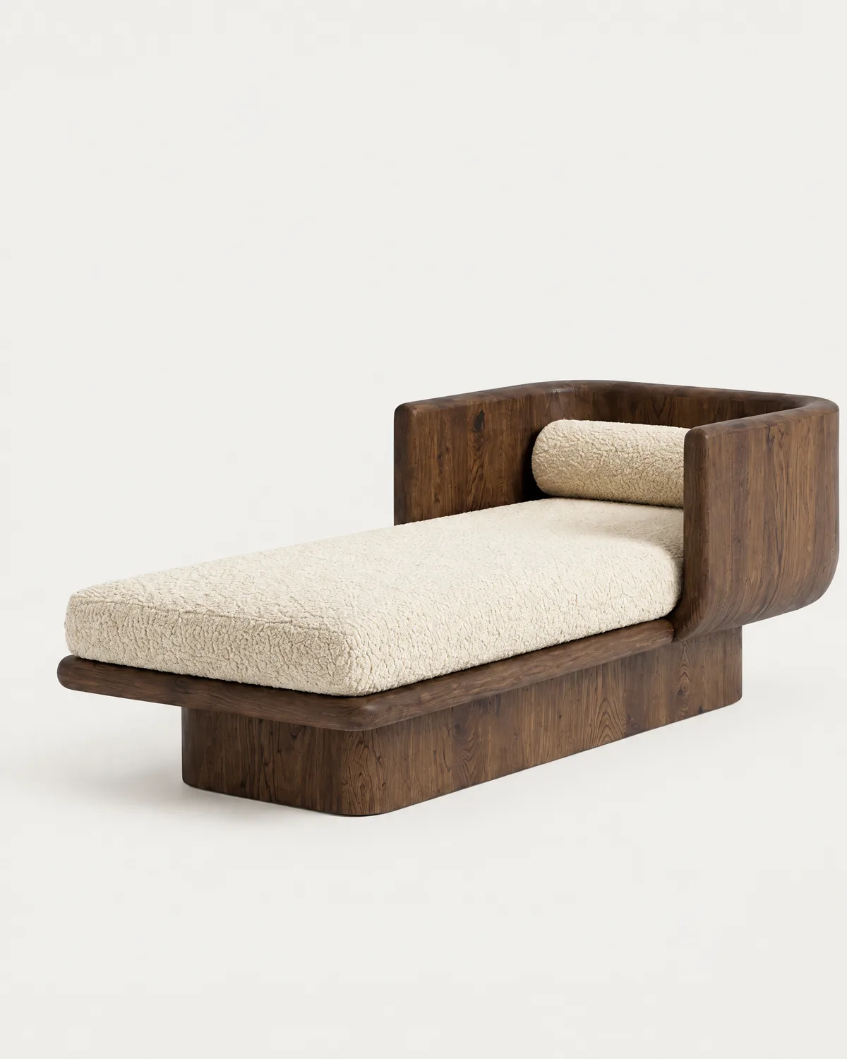 Womb chaise