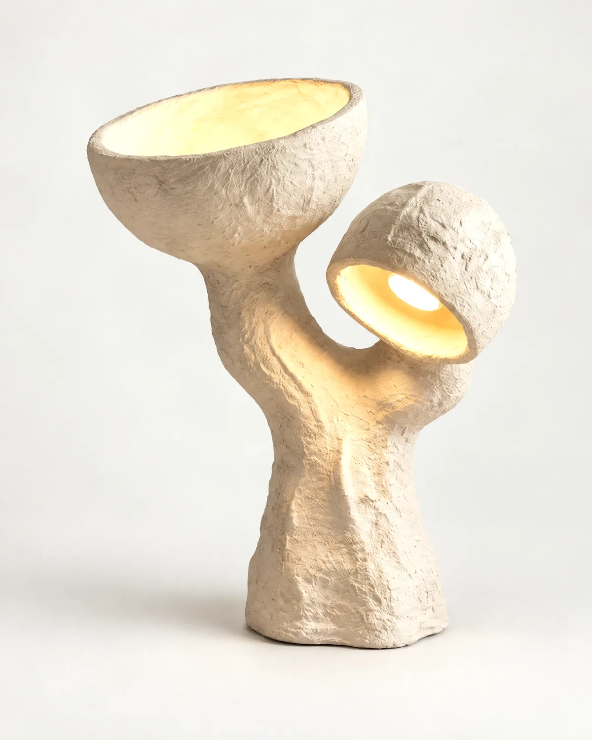 Luz sculpted table lamp